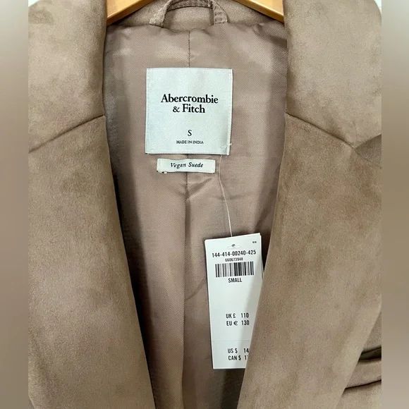 Abercrombie & Fitch Vegan Suede Slouchy Blazer, Size Small - Picture 4 of 5